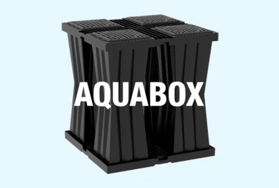 Aquabox ist ein unterirdisches Kunststoffmodul, in dem Wasser gesammelt und gespeichert wird.