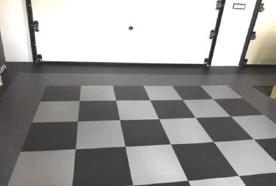 PVC-Garagen-Boden-Fliese Typ INVISIBLE mit Schachbrett Optik in Schwarz und Grau